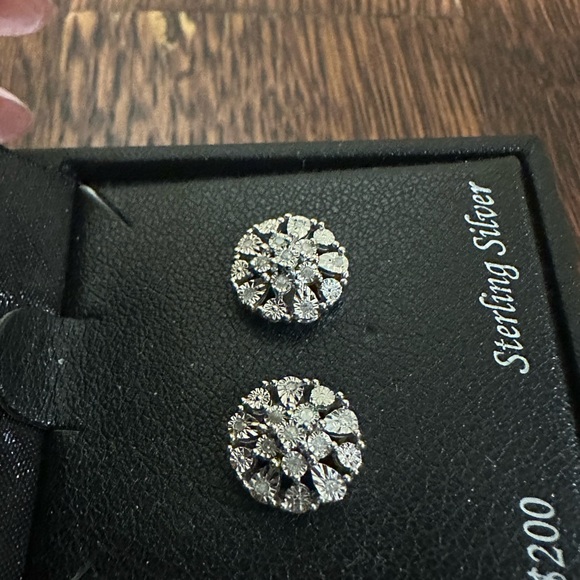 Macy's Silver Stud Earrings with Crystal Detailing - Picture 3 of 4